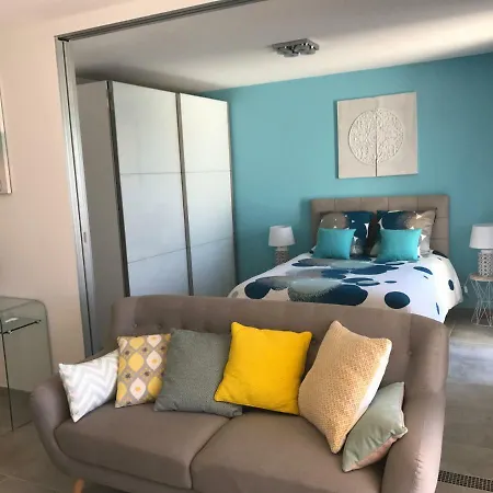 Blue Park Apartment *